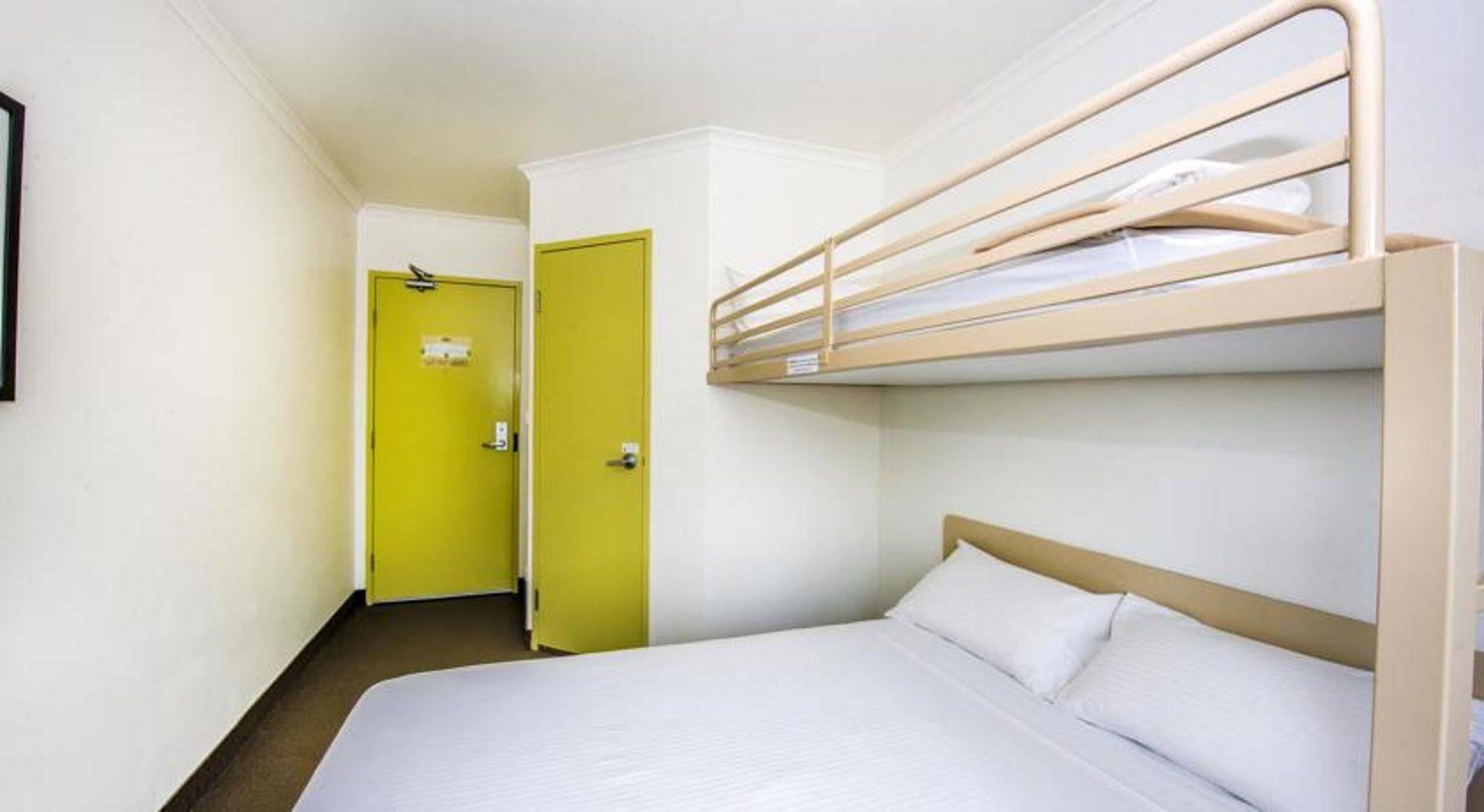 Ibis Budget קופס הארבור מראה חיצוני תמונה